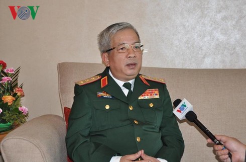 Vietnam, China to boost defense cooperation  - ảnh 1